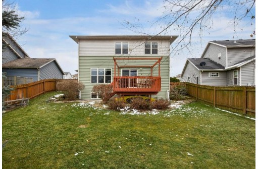 5122 Brandenburg Way, Madison, WI 53718