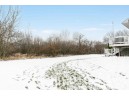 4886 Monarch Dr 15, Milton, WI 53563