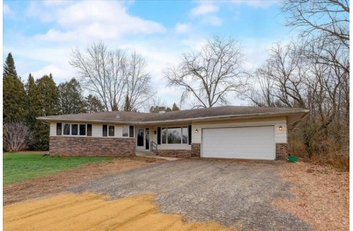 4673 County Road B, Oregon, WI 53575