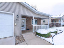 1334 15th St 8B, Baraboo, WI 53913