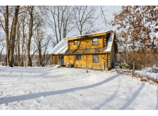 N4150 Skinner Hollow Rd Monroe, WI 53566