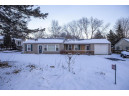 10986 N Gladys Dr, Edgerton, WI 53534