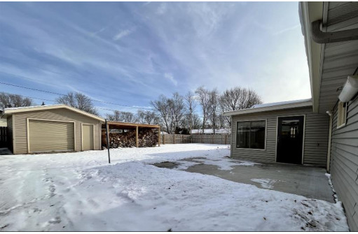 1643 S Grant Ave, Janesville, WI 53546