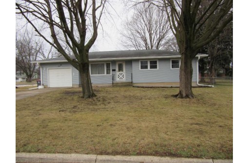 442 W Church, Evansville, WI 53536