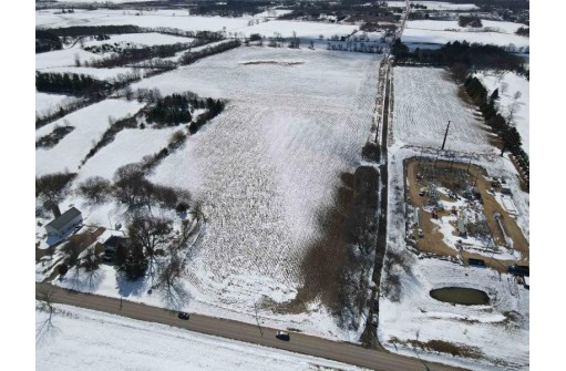 8 ACRES Siggelkow Rd, McFarland, WI 53558