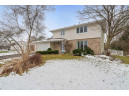 2847 Charleston Dr, Fitchburg, WI 53711