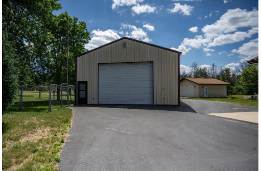 W2375 Evergreen Ln, Lyndon Station, WI 53944