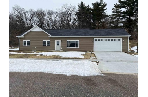 2026 Retzlaff Dr, Reedsburg, WI 53959