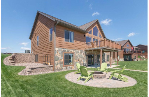 W5751 Brook Trout Ct, New Lisbon, WI 53950