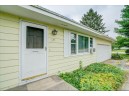 330 Maynard Dr, Sun Prairie, WI 53590