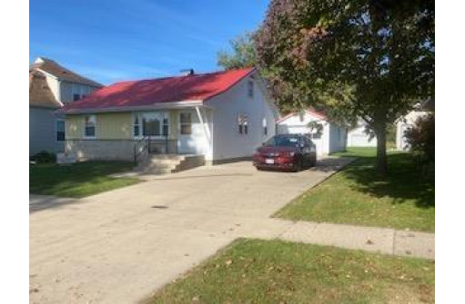 533 High Ave, Hillsboro, WI 54638