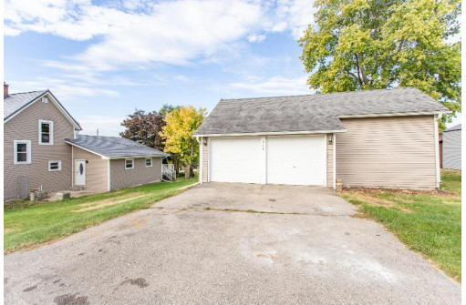 217 S Center St, Browntown, WI 53522