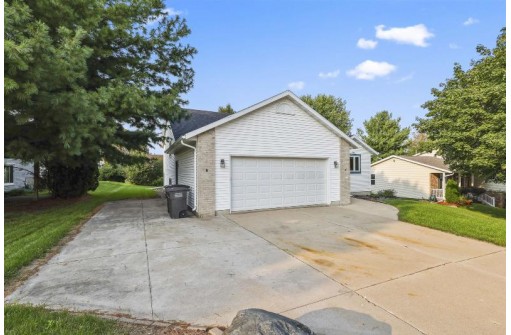 734 Christiansen Way, Stoughton, WI 53589