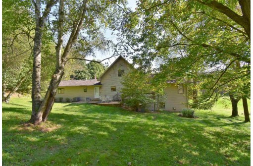 30234 County Road O, Richland Center, WI 53581