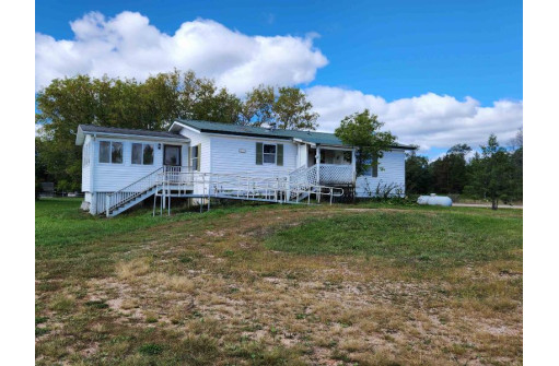 715 County Road C, Hancock, WI 54943