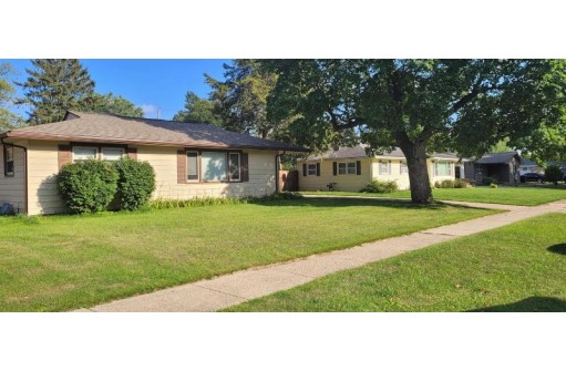 1022 N Martin Rd, Janesville, WI 53545