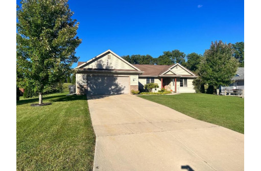 252 Noahs Arc Ct, Evansville, WI 53536