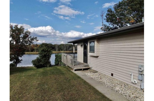 W390 Riverview Dr, Montello, WI 53949