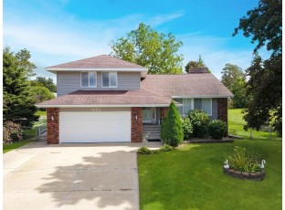 1722 Hollister Ave Tomah, WI 54660