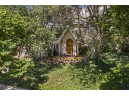 7626 Kenyon Dr, Middleton, WI 53562