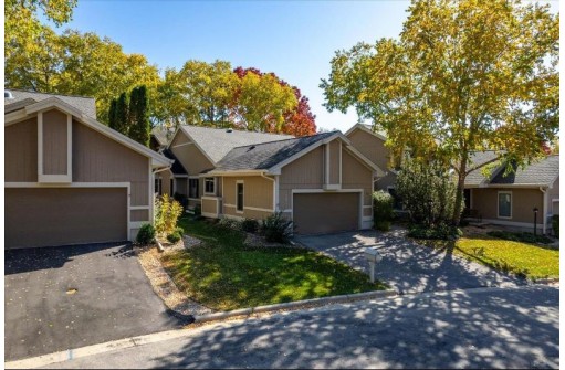 3311 Valley Creek Cir, Middleton, WI 53562