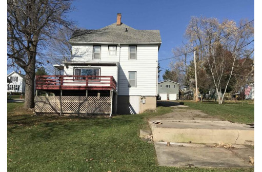 335 S Main St, Fall River, WI 53932