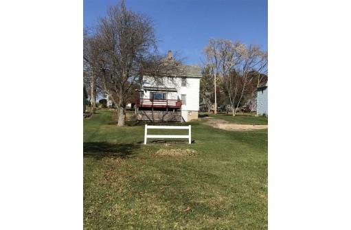 335 S Main St, Fall River, WI 53932