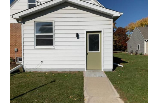 N8538 Front St, Burnett, WI 53922