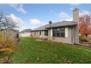 1156 Summerhill Dr, Janesville, WI 53546