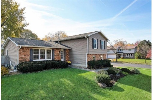 7309 Companion Ln, Middleton, WI 53562