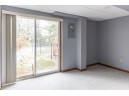 967 N Wuthering Hills Dr, Janesville, WI 53546