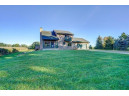 2725 Coffeytown Rd, Cottage Grove, WI 53527