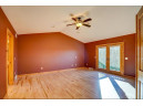 2725 Coffeytown Rd, Cottage Grove, WI 53527