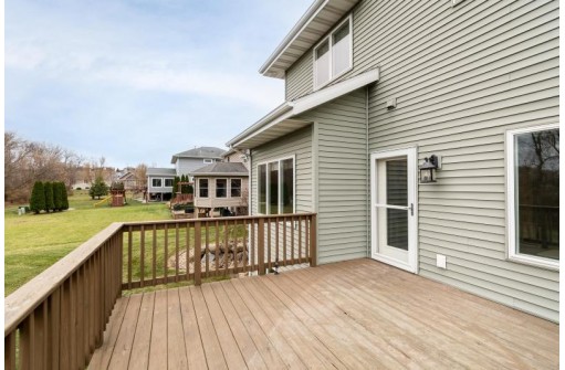 2658 Saw Tooth Dr, Fitchburg, WI 53711