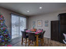 807 Hawthorn Dr, Sun Prairie, WI 53590