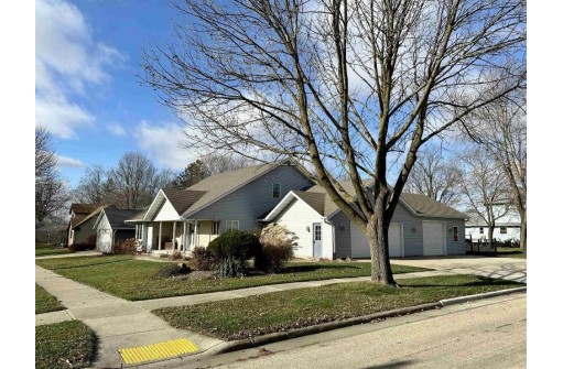 1223 22nd St, Monroe, WI 53566