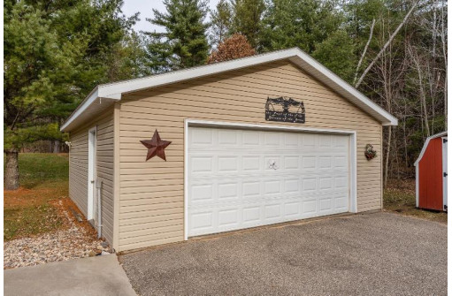 1366 Fur Dr, Wisconsin Dells, WI 53965