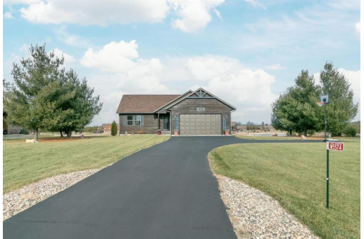 W5574 Island Lake Dr, New Lisbon, WI 53950