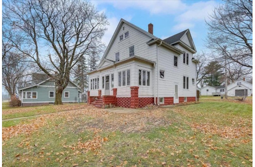 175 Water St, Prairie Du Sac, WI 53578