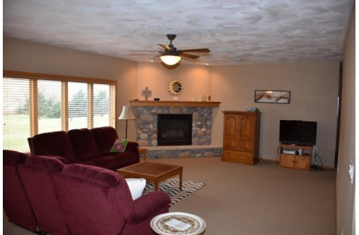 25649 Hillside Ln, Richland Center, WI 53581