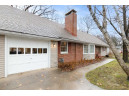 2607 E Collingswood Dr, Beloit, WI 53511