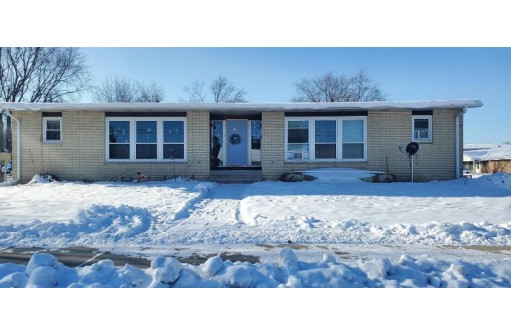 120 S Bird St, Sun Prairie, WI 53590