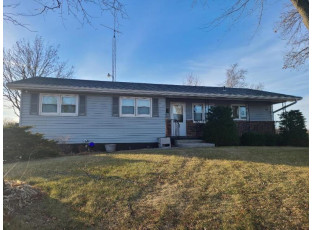 S2615 Simpson Rd Reedsburg, WI 53959