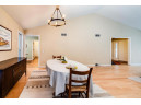 813 N Holt Cir, Madison, WI 53719