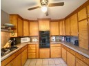 W2923 Green Isle Dr, Fort Atkinson, WI 53538