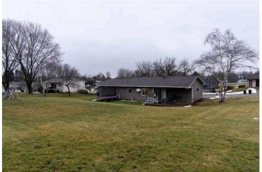 503 Sylvia Cir, Barneveld, WI 53507