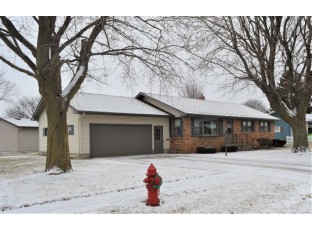 908 Sunset Ave Waupun, WI 53963