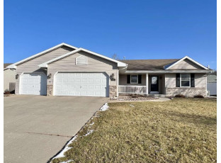 3831 Canvasback Dr Janesville, WI 53546-4392