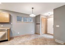 3702 Stonebridge Dr, Madison, WI 53719