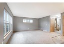 3702 Stonebridge Dr, Madison, WI 53719